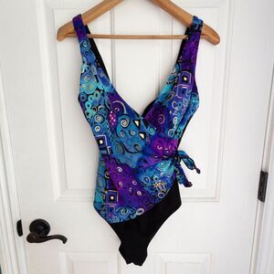 Vintage Inches Away slimming geometric print one piece swimsuit size 10